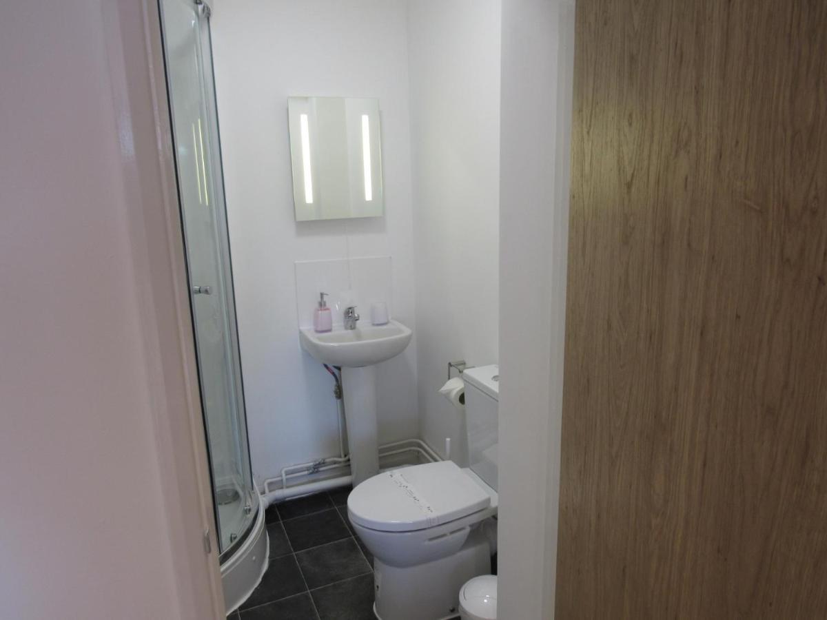 The Cambridge Suites - Tas Accommodations Esterno foto